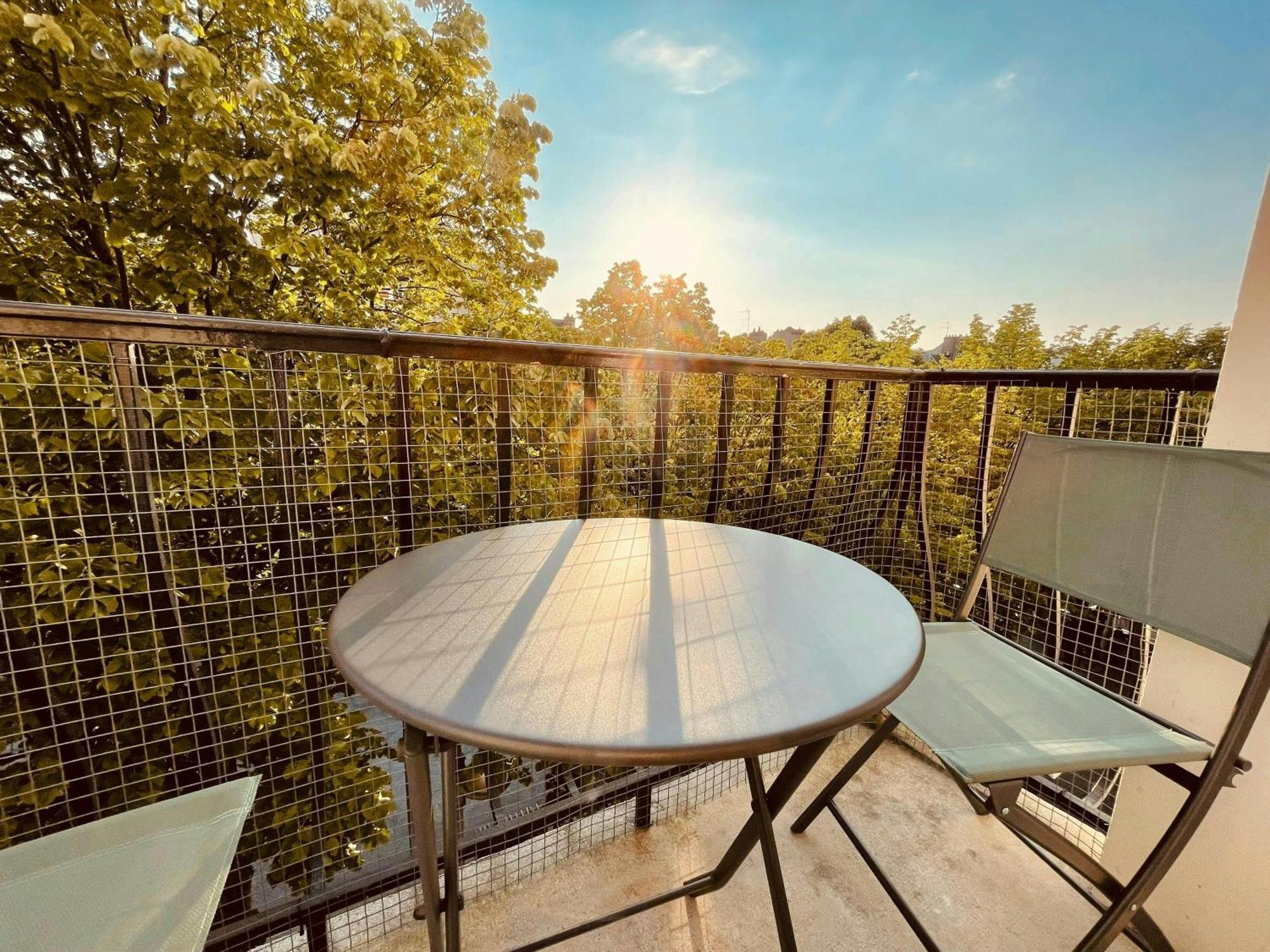 Lappart Den Face Hyper-Centreprestigieux Reims Exterior foto